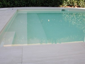 piscina interrata prefabbricato di acciaio